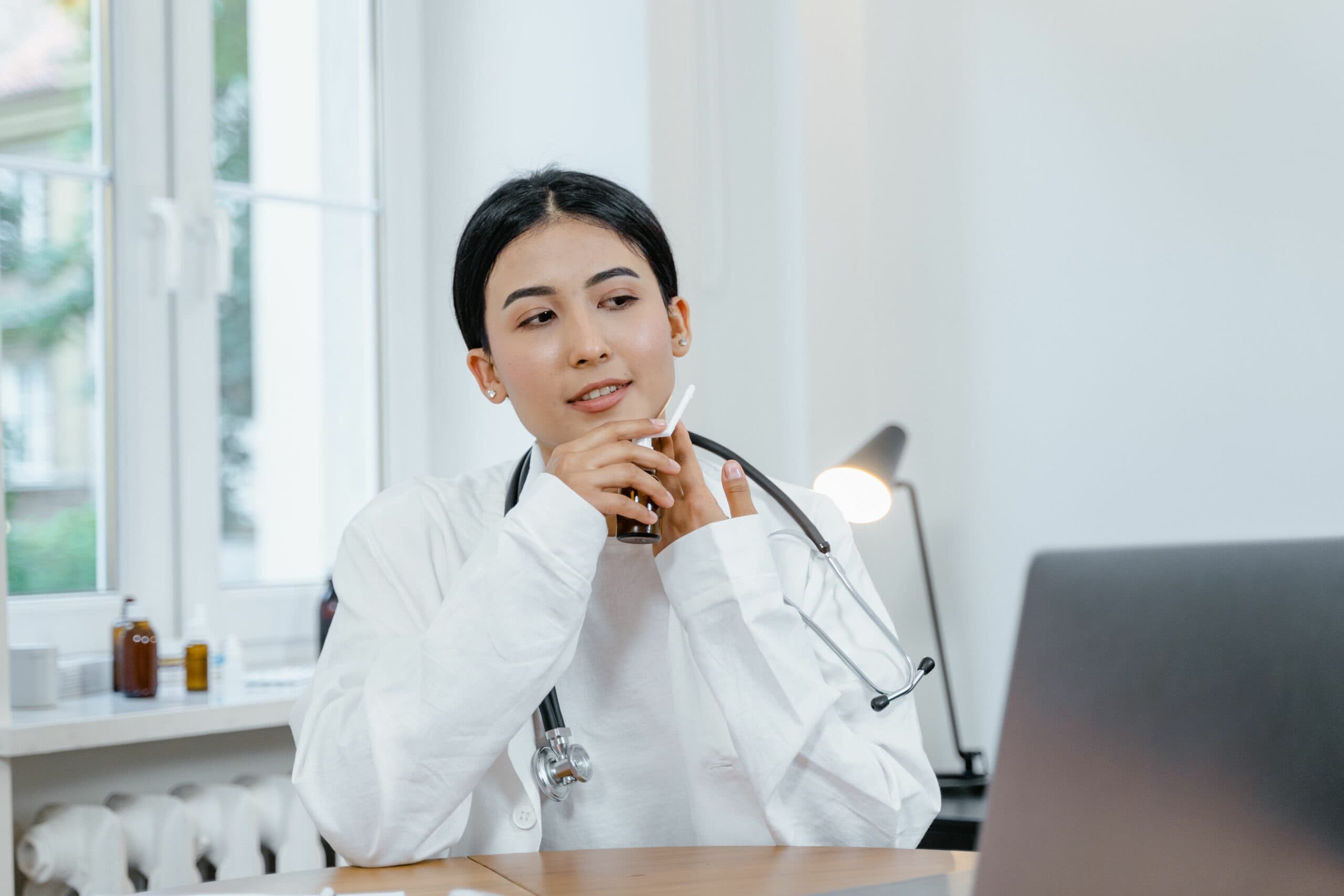 Tummy Tuck vs. Liposuction: Which Body Contouring Procedure Is Right for You?